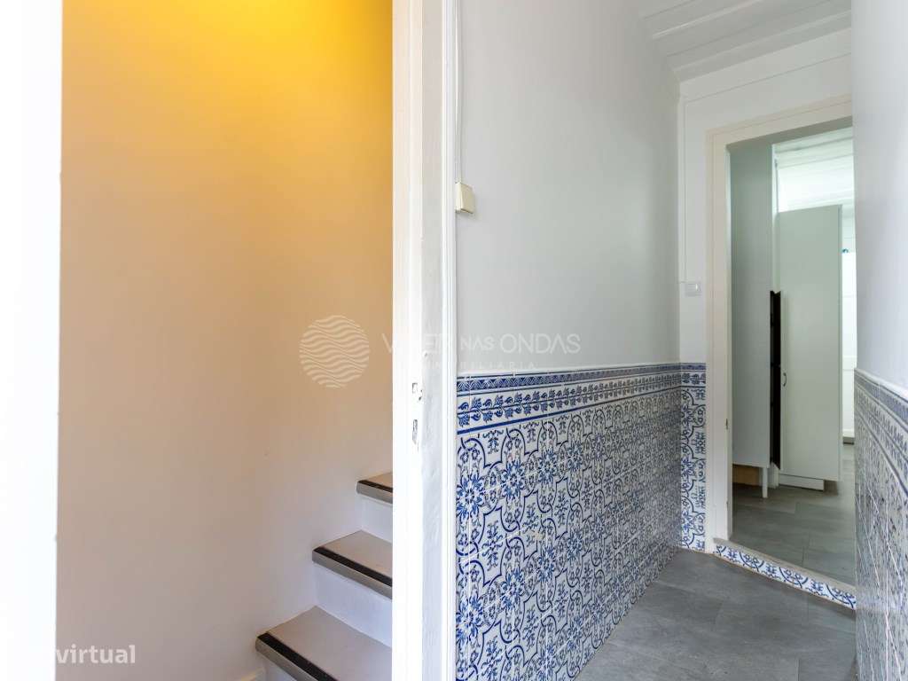 Apartamento T3+1 Duplex | Renovado | Último piso | Santo António, L...-24