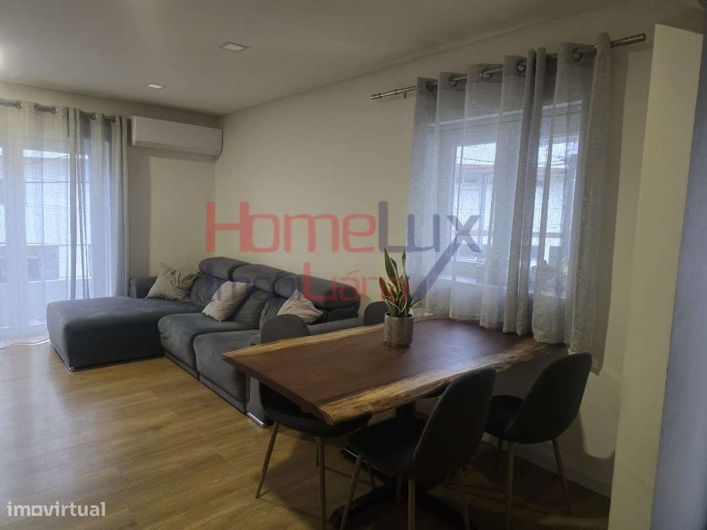 Andar Moradia T3 com Logradouro Privativo e Box para 2 carros !-13