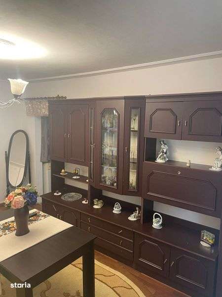 Apartament de închiriat - Imagine principală: 4/7