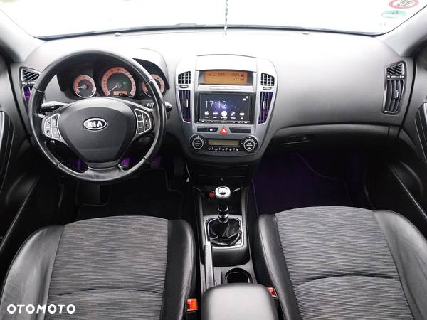 Kia Ceed Cee'd 1.6 Comfort - 15