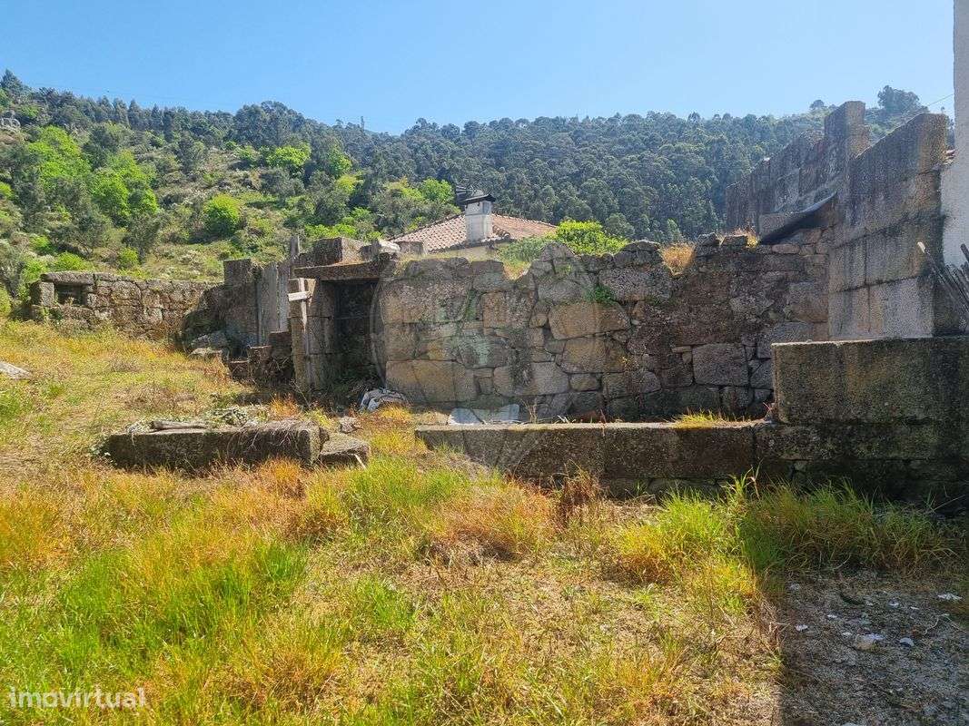 Moradia T13 para venda-15