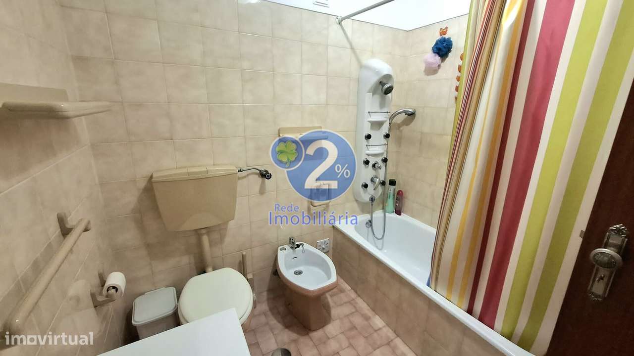 Apartmento T3 | Garagem | Arrecadação - Marrazes-23