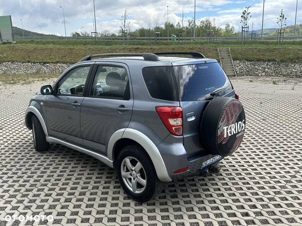 Daihatsu Terios 1.5 Top S 4WD - 3