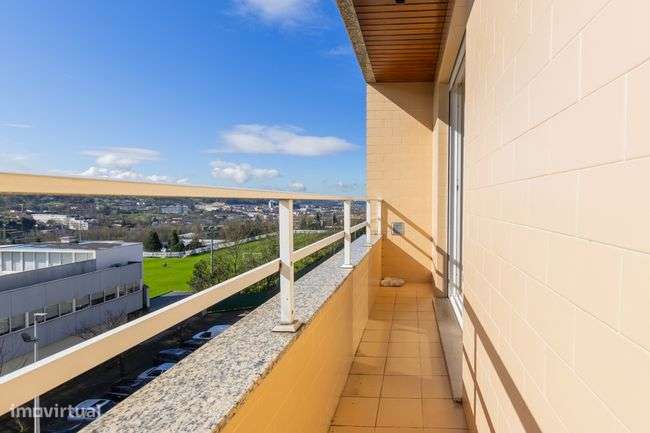 Fabuloso Apartamento T3 com fantástica vistas na Costa - Guimarães-16