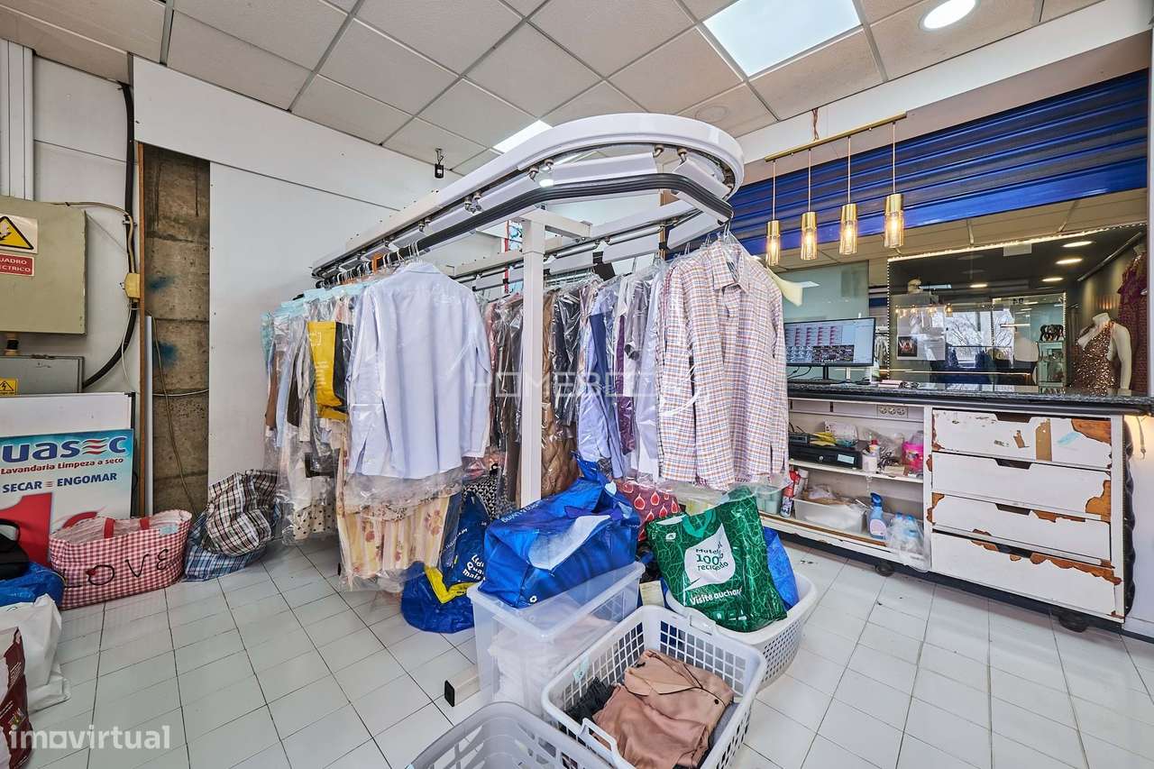 Loja no Estoril com histórico de rendimento e 56 kVA – 74 m² - Grande imagem: 5/7