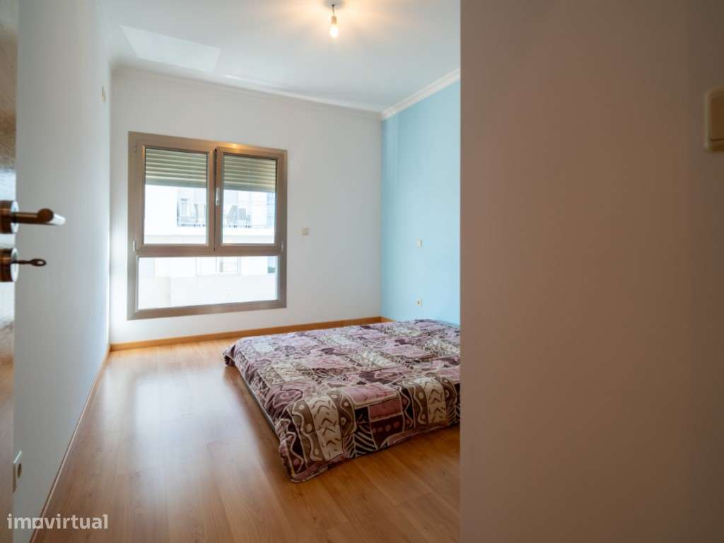 Apartamento T3 de excelentes àreas numa zona residencial calma da N...-38