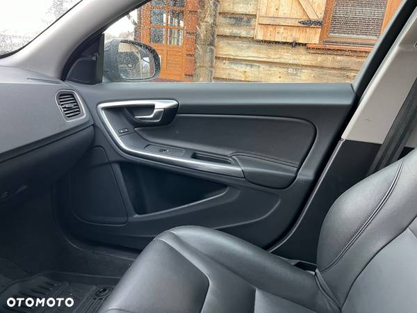 Volvo V60 T5 Geartronic - 14