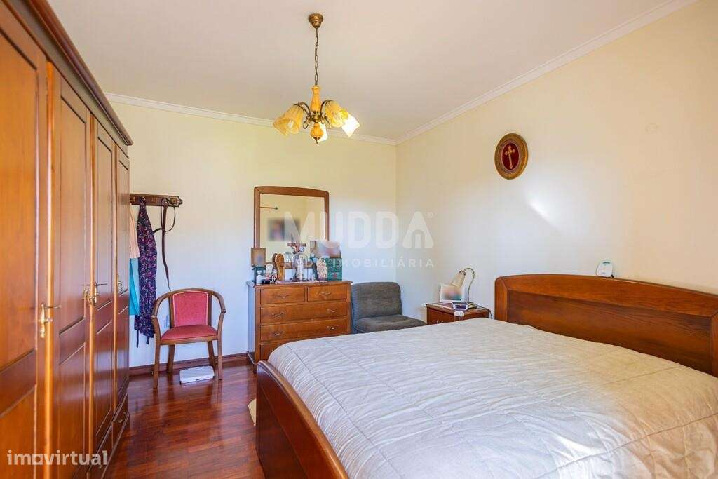 Moradia T4 à venda em Mataduços, Esgueira, Aveiro – Espaço, Conforto e-42