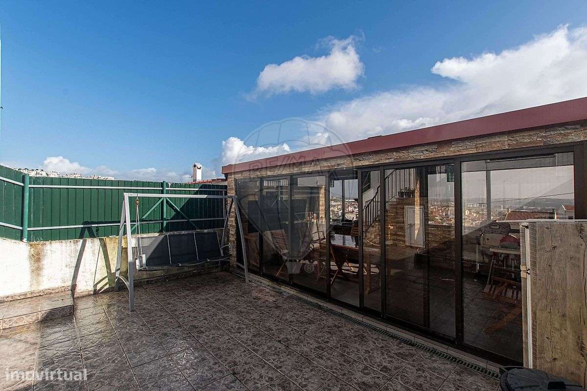 Apartamento T2 Duplex c/ terraço-21