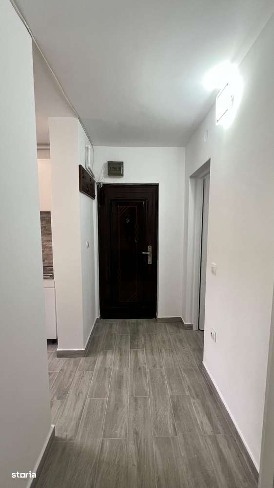 Garsoniera zona Hermes - Imagine principală: 3/8