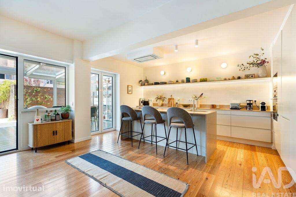 Apartamento T2 em Penha de França de 80 m2 - Grande imagem: 3/26