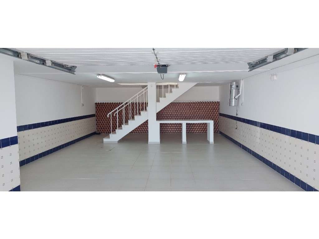 MORADIA (638 m2), Anexo (152 m2)-20