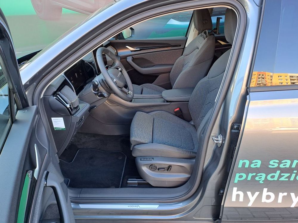 SKODA KODIAQ 1.5 TSI 204KM DSG PHEV EDITION 130, Nawigacja, fabryczny hak