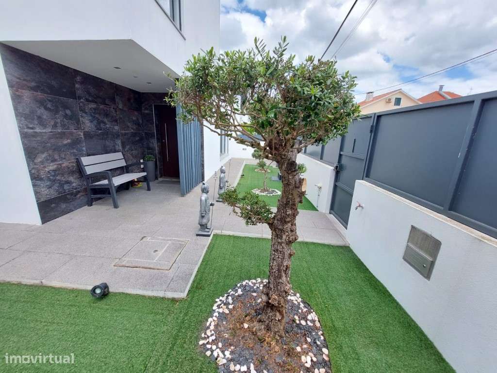 Moradia Isolada para Venda na Quinta do Conde-29