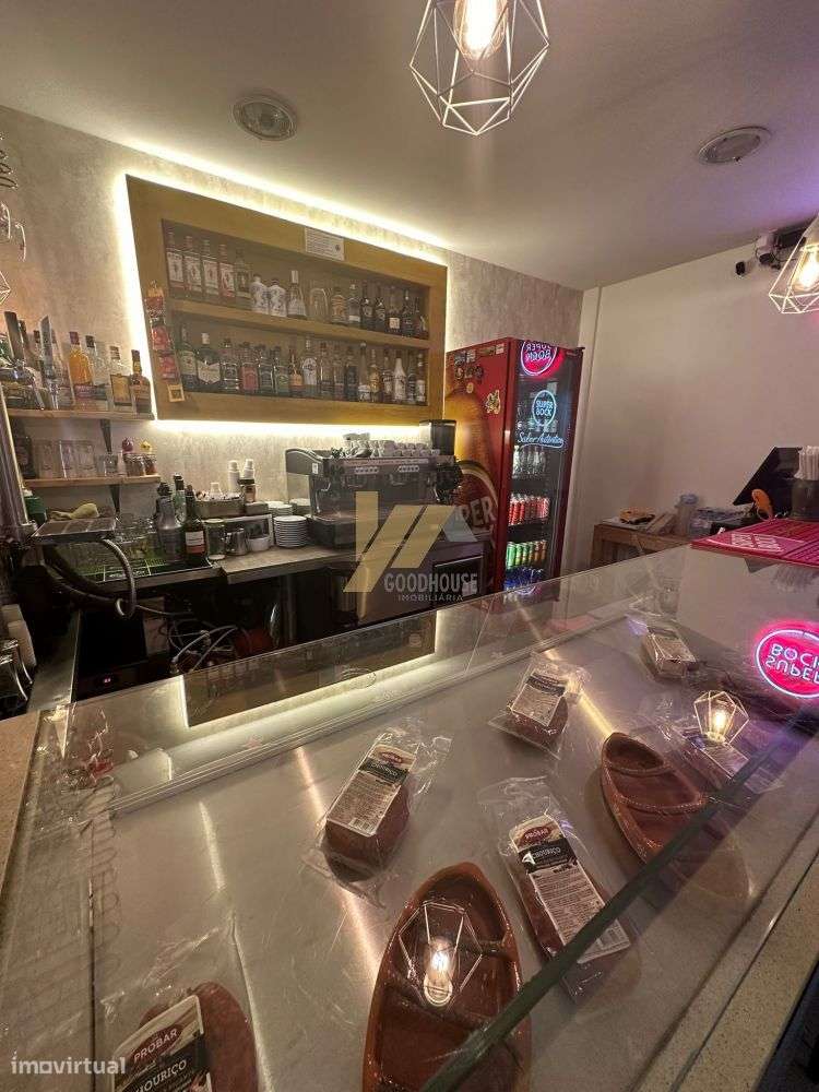 Bar completamente equipado - Grande imagem: 4/11