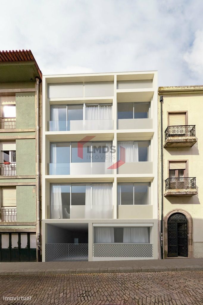 Apartamento T0 - Rua Nove de Julho - Porto