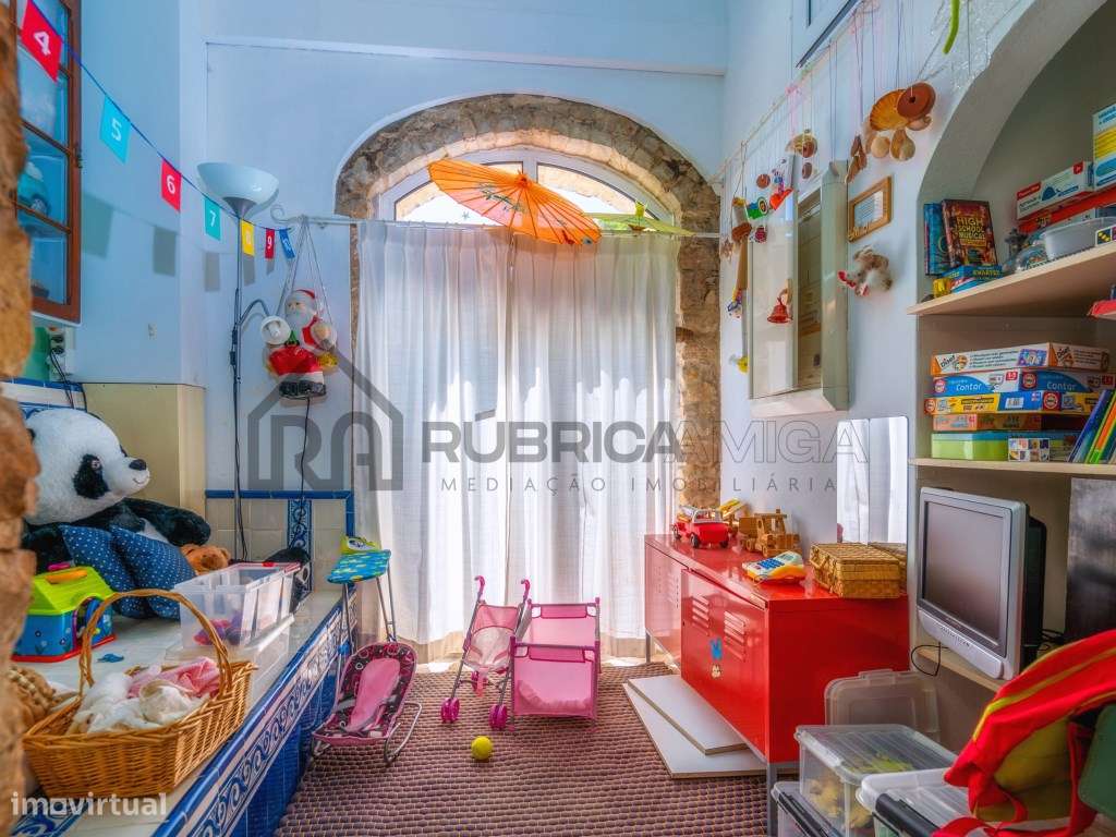 Propriedade Única em Zona Privilegiada com Vista Mar e Piscina - Loulé-22