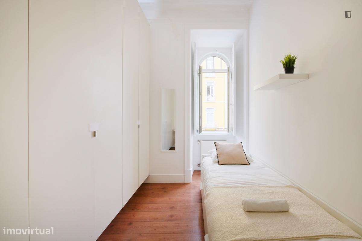 Quarto - localizado em Arroios Lisbon - Grande imagem: 5/7