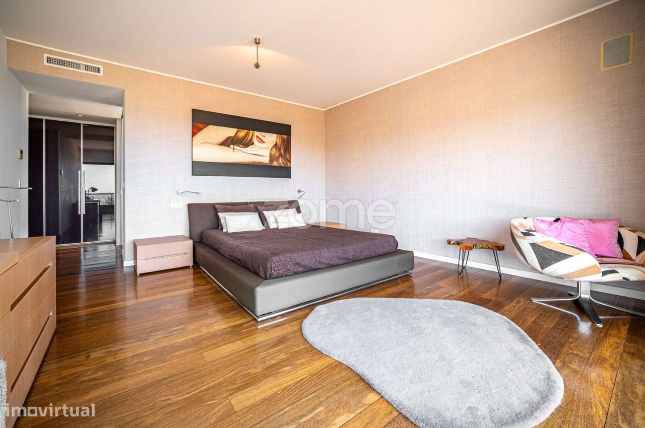 Exclusiva Moradia de Luxo T5+1 com Vista Mar | Lote de 960 m²-21
