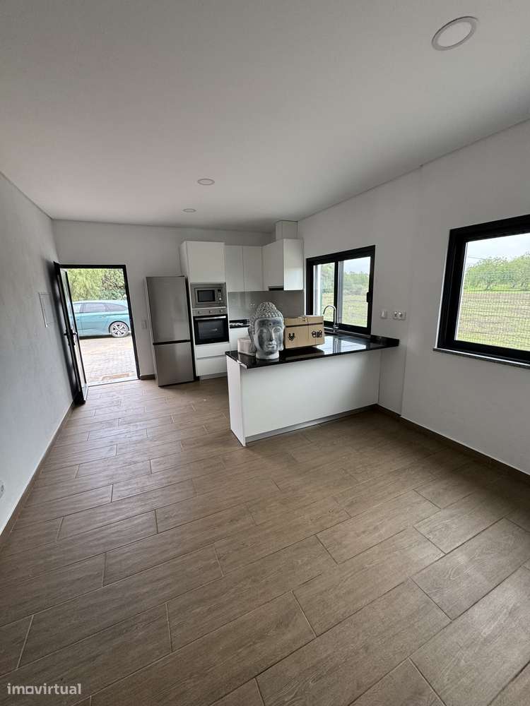 T3 Novo com terraço e acessibilidade