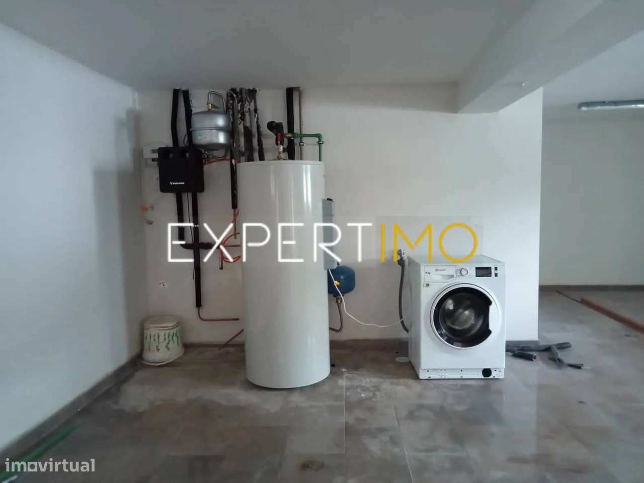 Moradia T2 São Bento, Porto de Mós, Leiria com design moderno-15