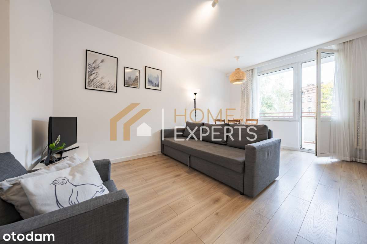 Przestronne dwa pokoje przy Stoczni-0