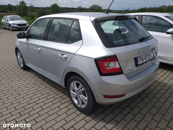 Skoda Fabia 1.0 TSI Ambition - 4