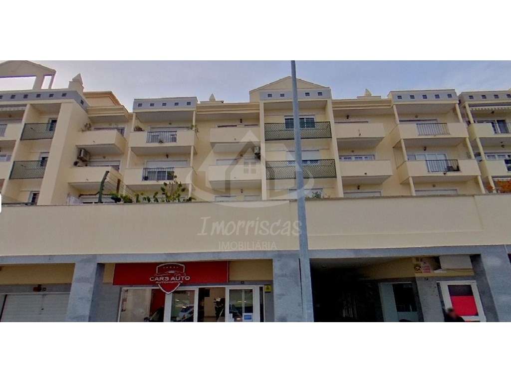 Apartamento T3 com box no Forte da Casa-28