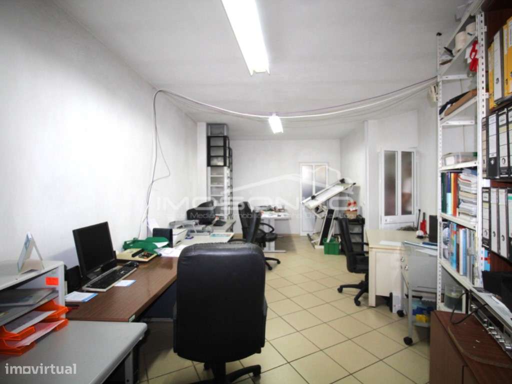 Venda Conjunta 3 Moradias - Grande imagem: 3/54