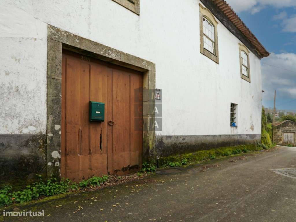 Quinta com vista para cidade de Vale de Cambra - Grande imagem: 5/29
