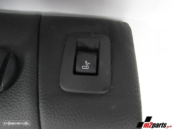 Encosto Banco Esquerdo/Trás Seminovo/ Original BMW 5 Touring (G31) - 3