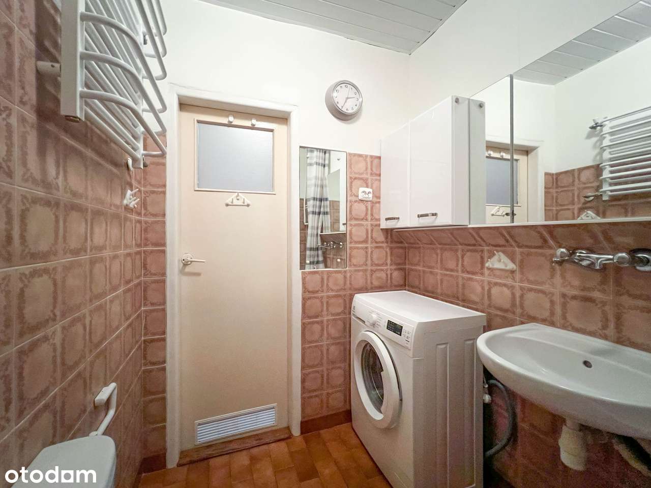 Wyposażone mieszkanie 2 pok. na II piętrze z zabudowanym balkonem!-9