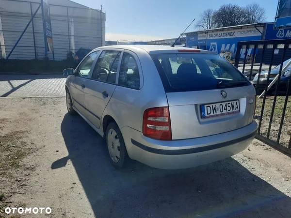 Skoda Fabia 1.4 16V Elegance - 6