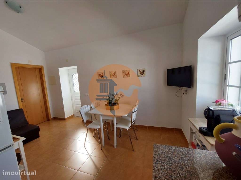 Casa Térrea T1 Zona calma totalmente renovada. Arrendamento de Outu... - Grande imagem: 5/11