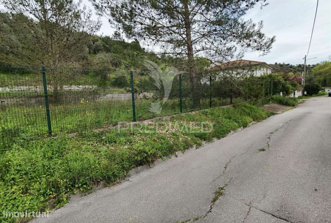 Terreno urbano, localizado em Torres Novas - Grande imagem: 4/17