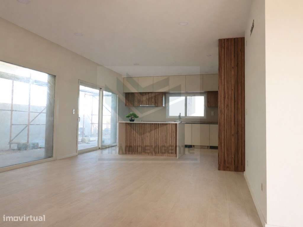 Moradia Isolada Urbanização Nova, 2 min. do Centro Moita - Grande imagem: 3/19