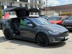 Tesla Model X - 3