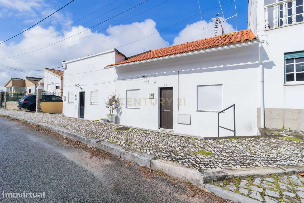 Moradia T3 Térrea Marinha Grande-25