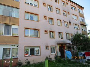 Apartament 2 camere,semidecomandat conf.2 Aleea Alunisului C-sebes