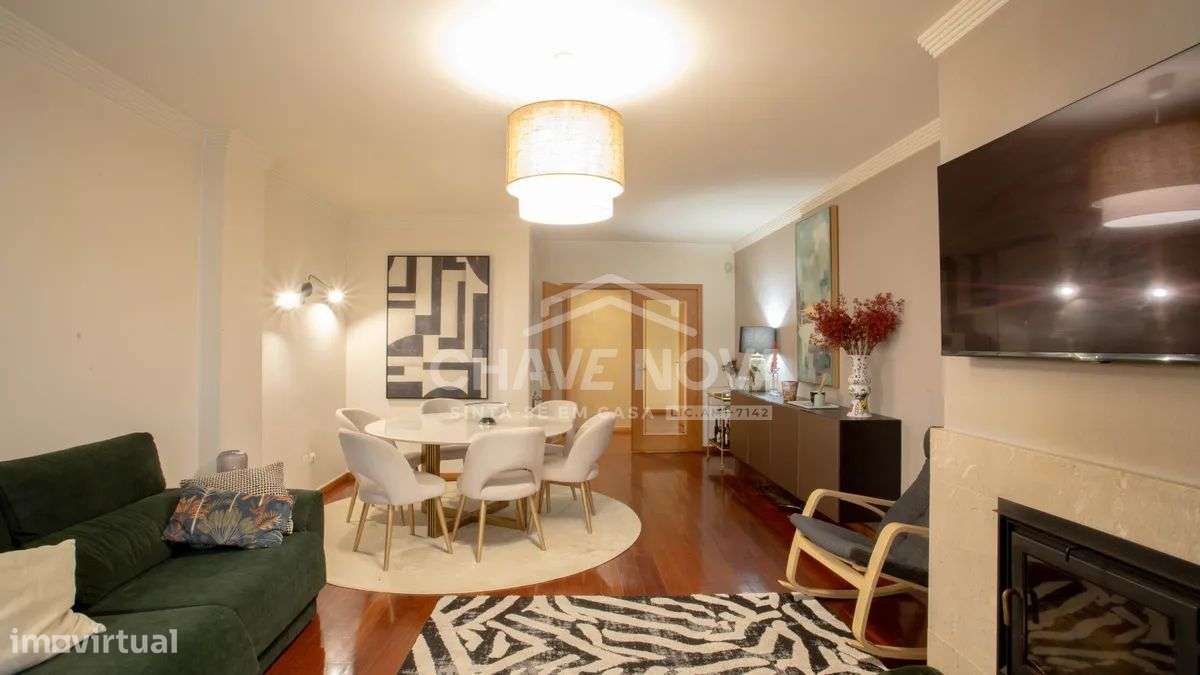 T2+1 Condomínio Fechado c/ Piscina e Lugar de Garagem em Mafamude - Grande imagem: 4/42