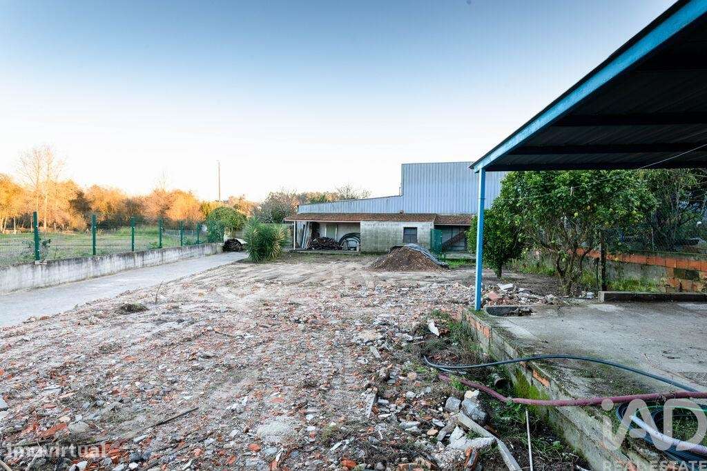 Moradia isolada T4 em Eixo e Eirol de 305 m2 - Grande imagem: 3/30