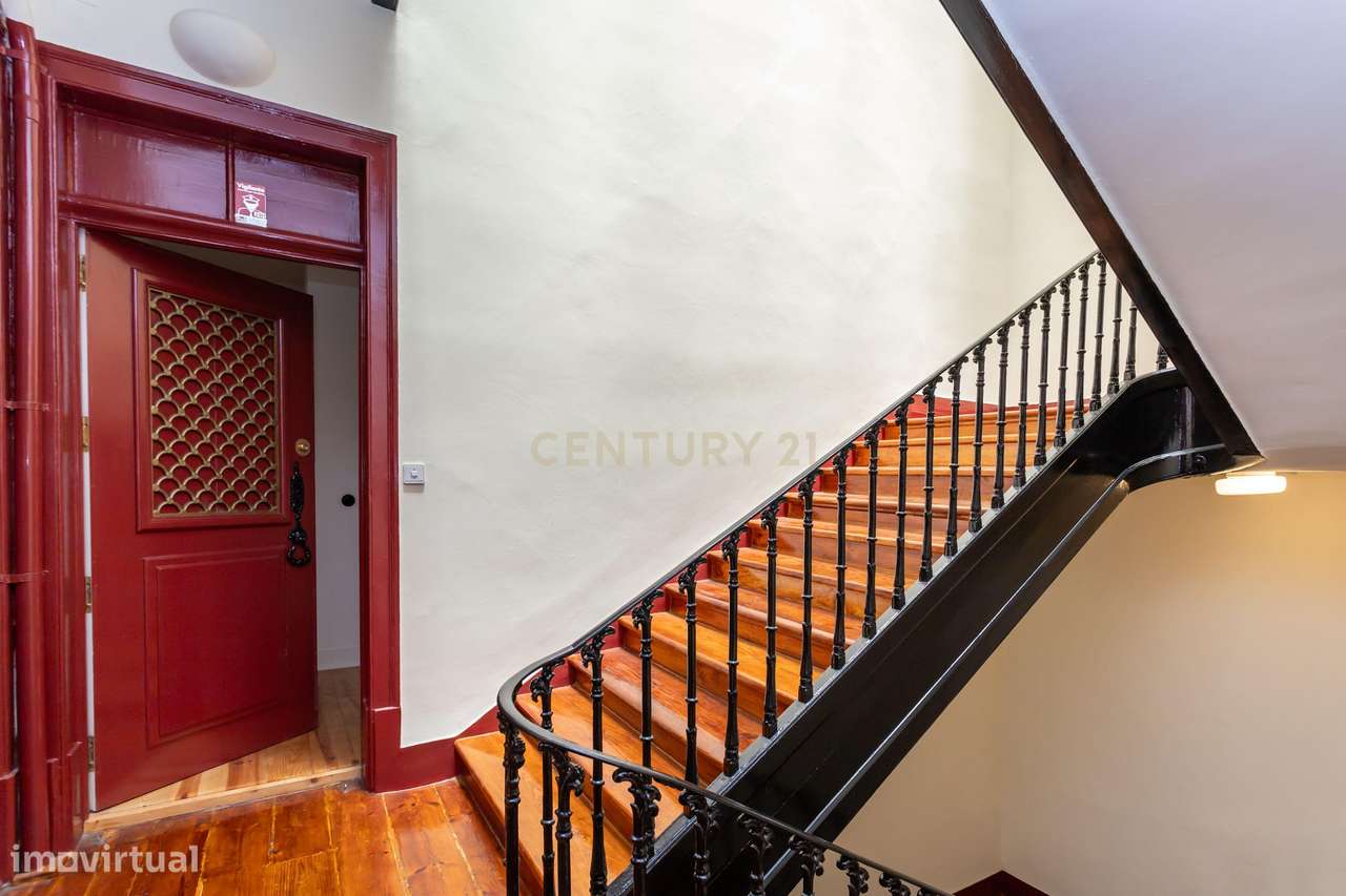 Fantástico Apartamento T3 para Arrendamento – Prédio Pombalino na Rua - Grande imagem: 5/60