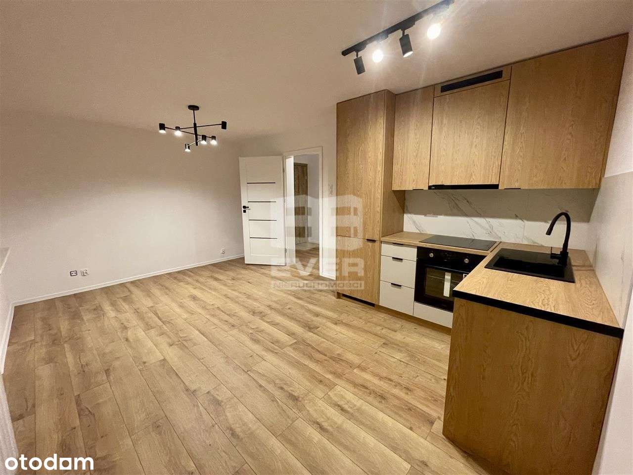 Bosmańska - 3 pokoje! Wysoki standard!-1