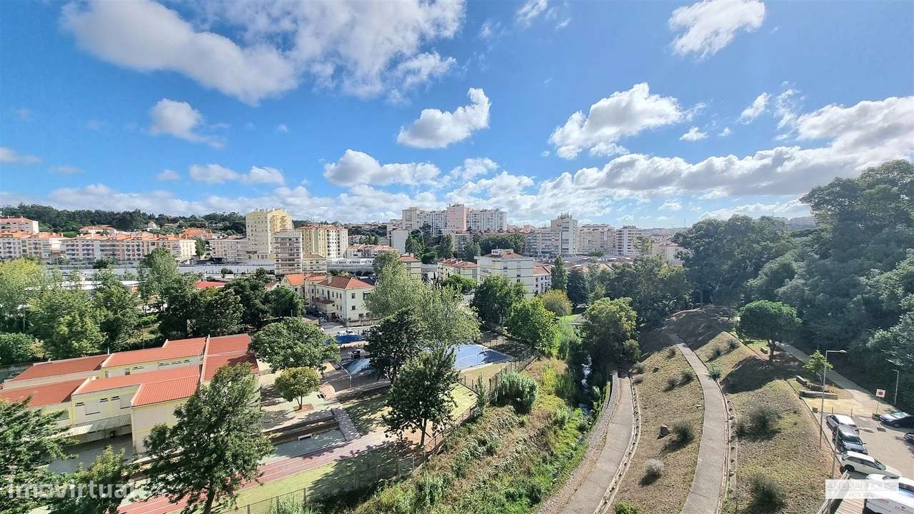 T2 espaçoso, pronto a habitar, com vistas desafogadas na Quinta da Bar-20