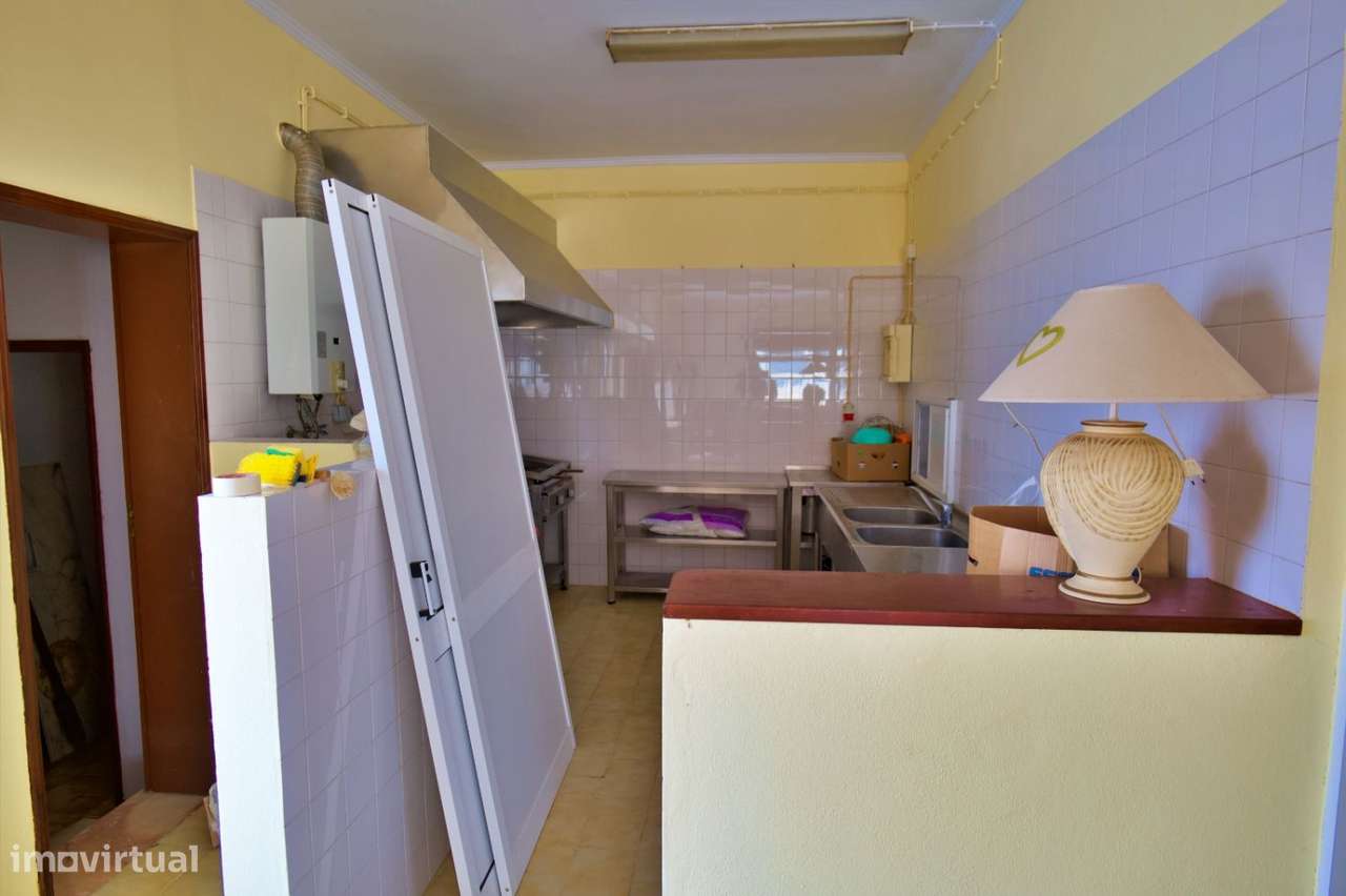 Moradia com Restaurante/café para venda na Estação de Silves-20