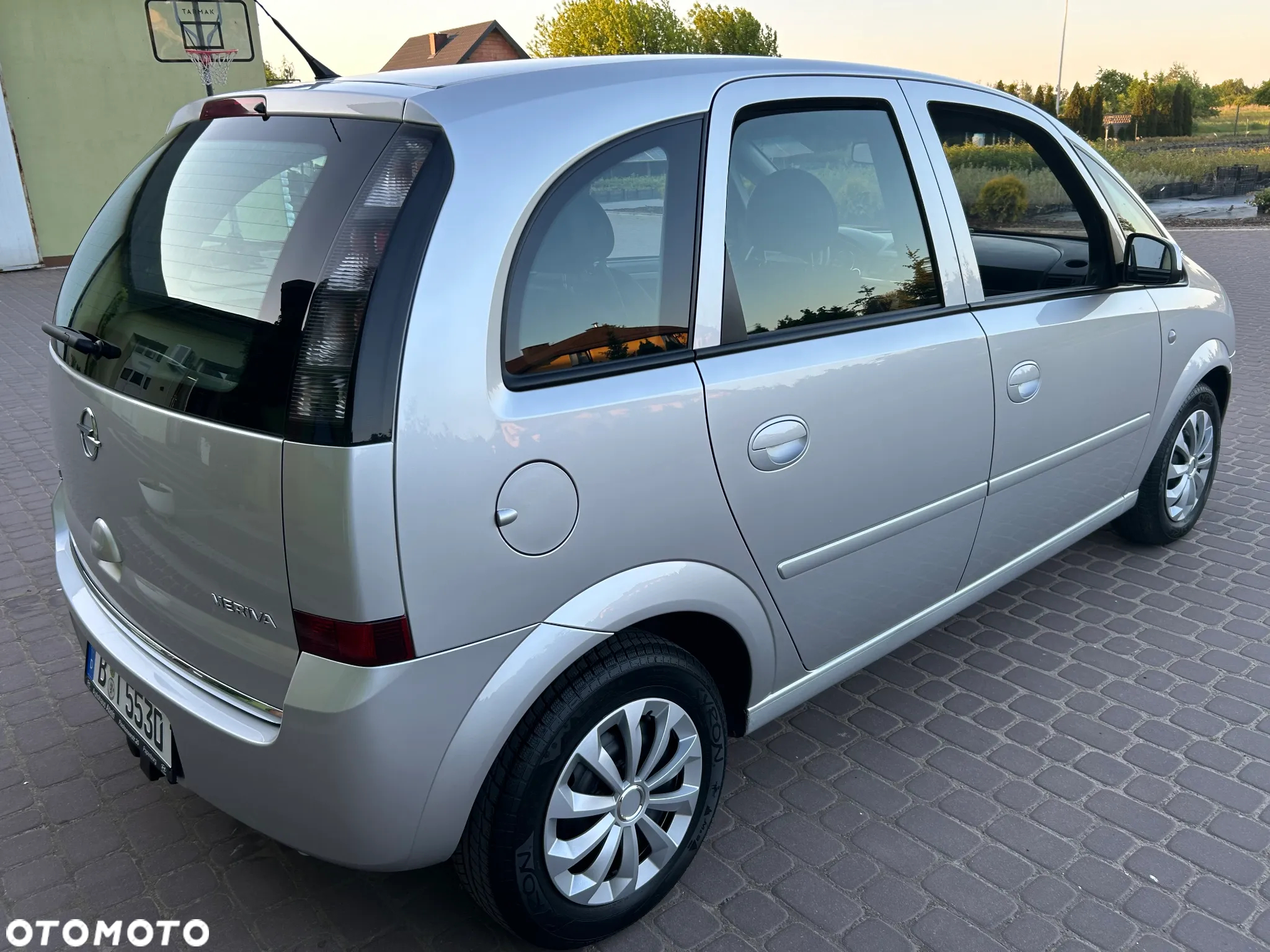 Opel Meriva - 11