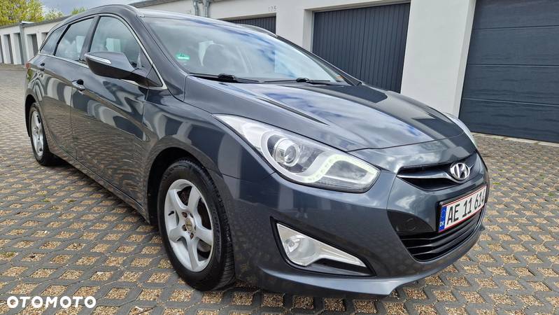 Hyundai i40 i40cw 1.7 CRDi Automatik Style - 9