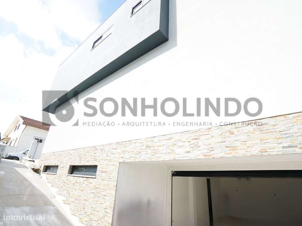 Moradia T3 Nova com escritório, no centro da cidade em fase final d... - Grande imagem: 4/29