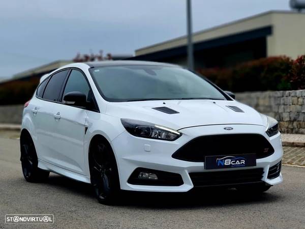 Ford Focus 2.0 TDCi ST-2 - 1