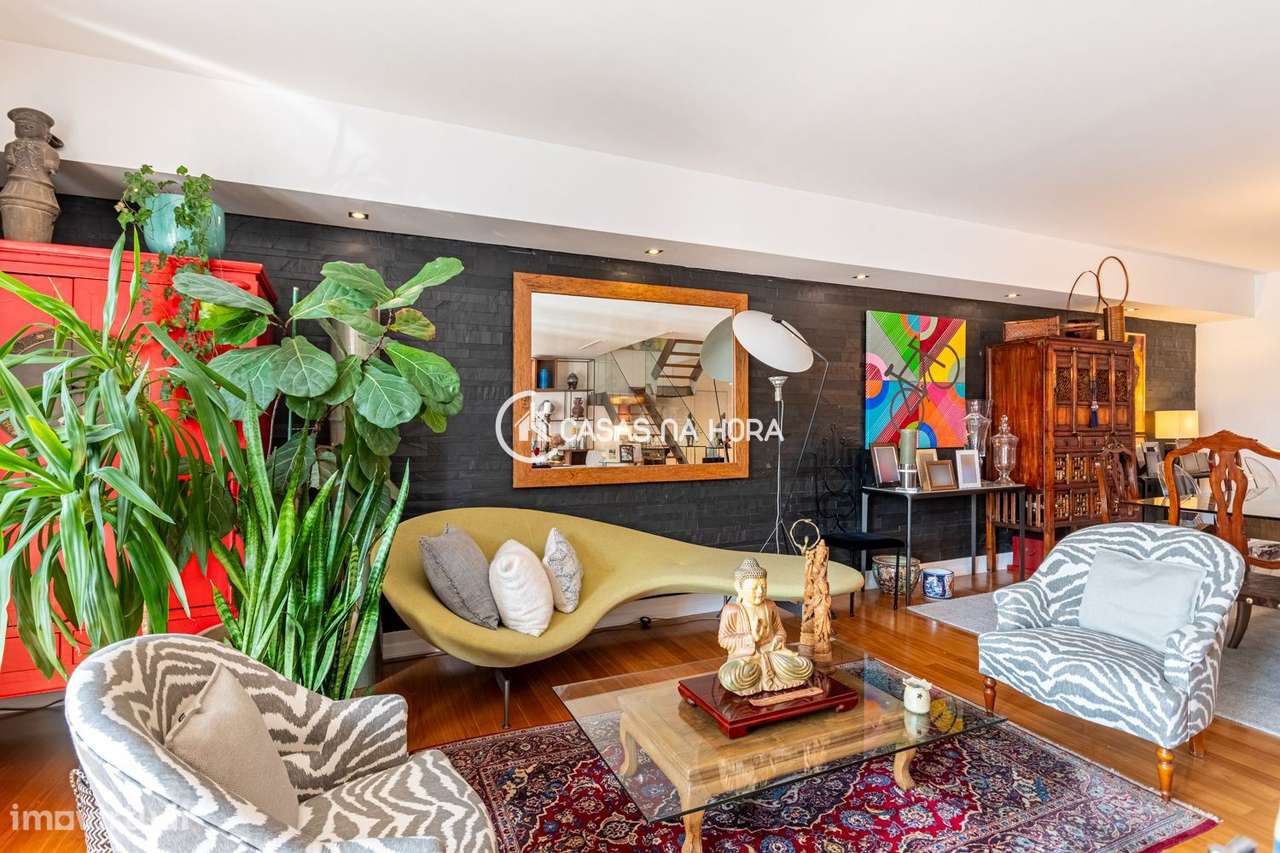 T4 Duplex com terraços e box para 3 viaturas na Avenida Visconde Va...-9